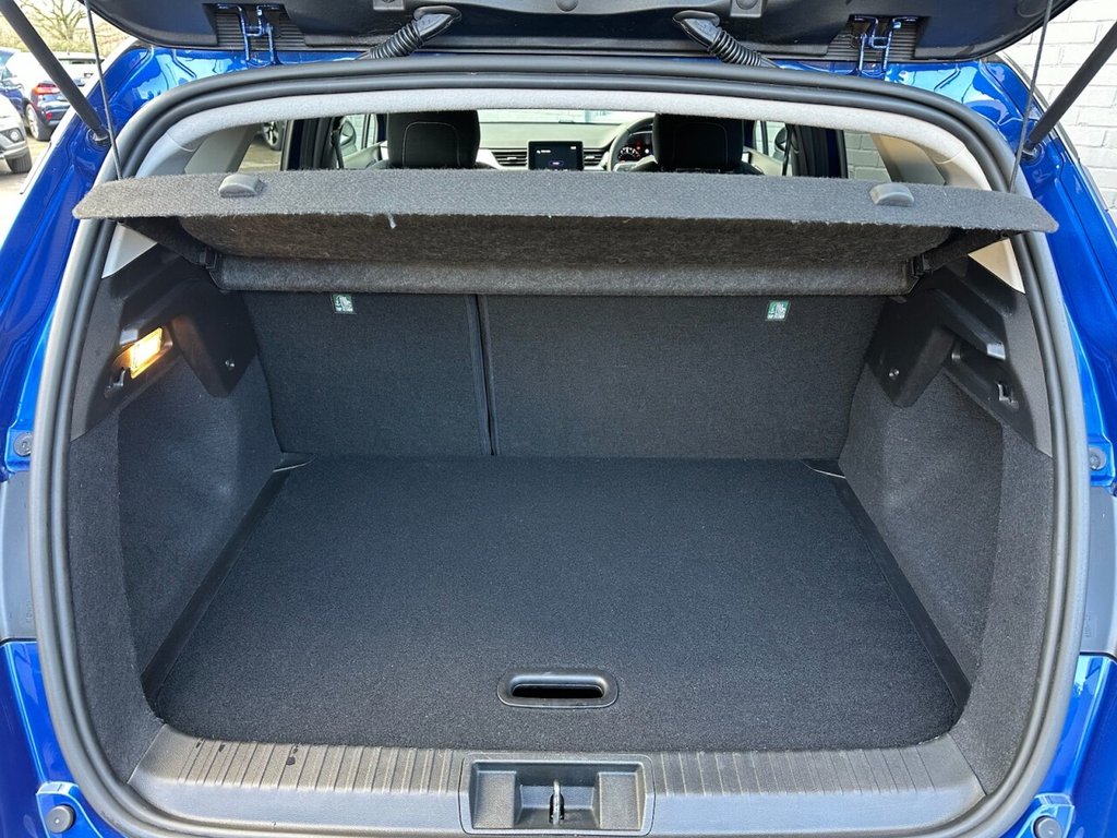 Used Renault Captur 2020 for sale - 77436390: Photo 38