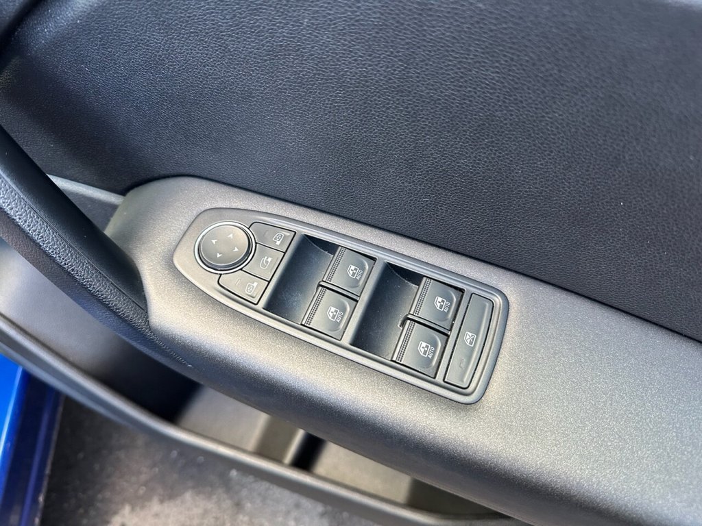 Used Renault Captur 2020 for sale - 77436390: Photo 48