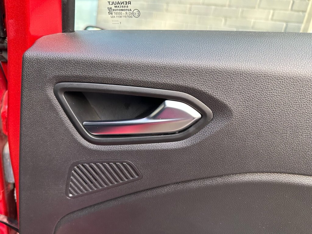 Used Renault Clio 2021 for sale - 77188043: Photo 39