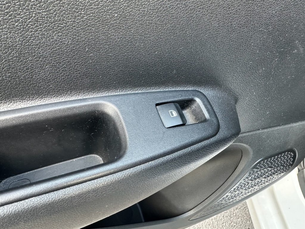 Used Hyundai i10 2020 for sale - 77187965: Photo 38