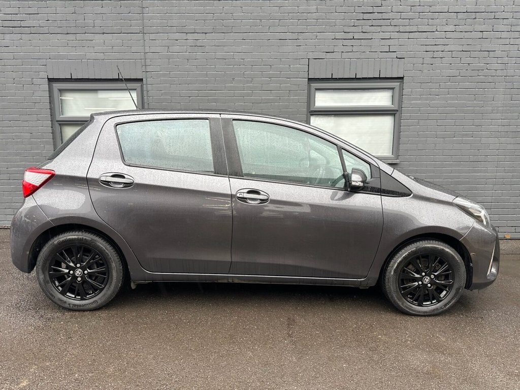 Used Toyota Yaris 2019 for sale - 77436519: Photo 11