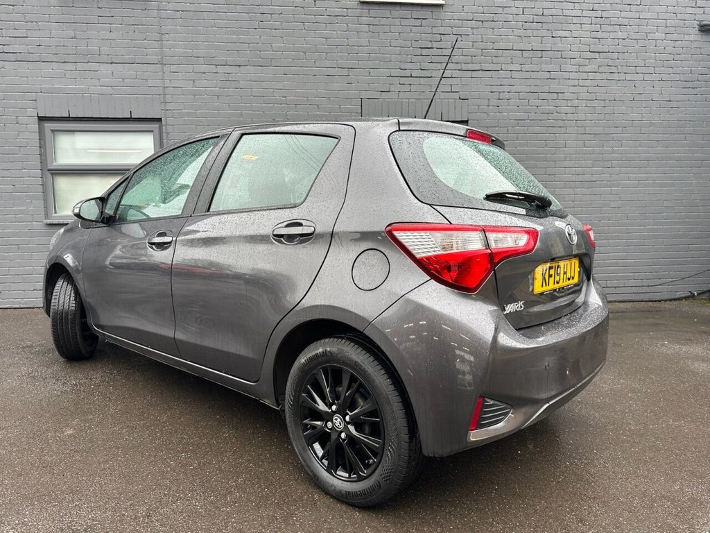 Used Toyota Yaris 2019 for sale - 77436519: Photo 15