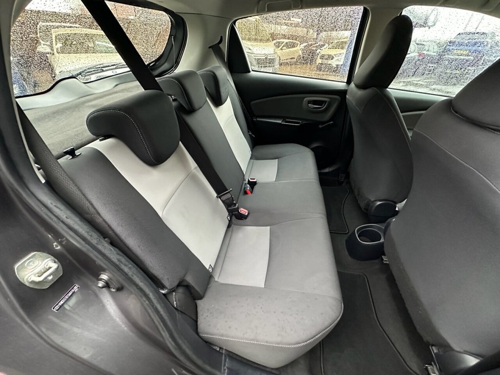 Used Toyota Yaris 2019 for sale - 77436519: Photo 46