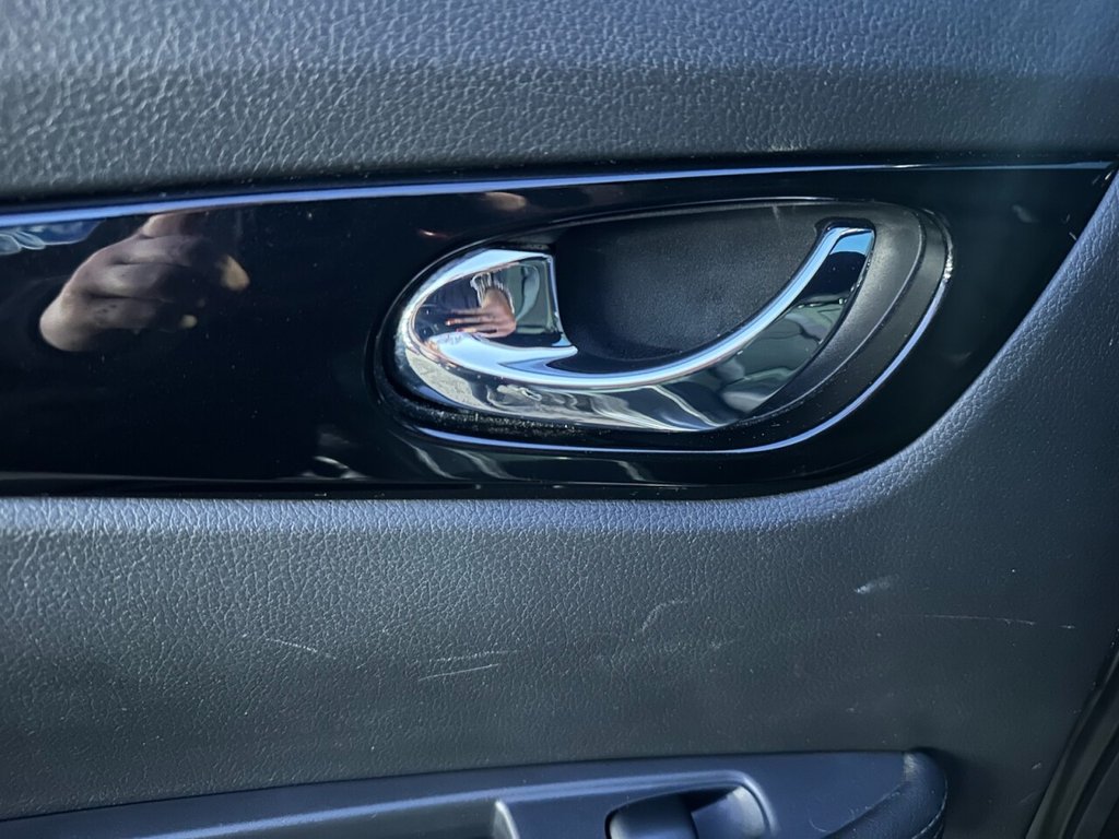 Used Nissan Qashqai 2017 for sale - 77187995: Photo 37