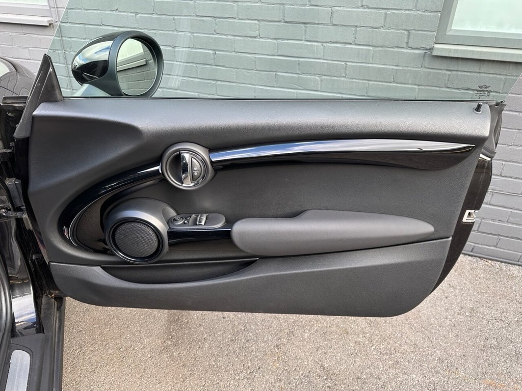 Used MINI Hatch 2019 for sale - 77905029: Photo 42