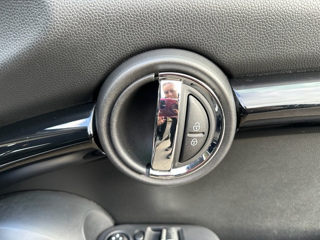 Used MINI Hatch 2019 for sale - 77905029: Photo 43