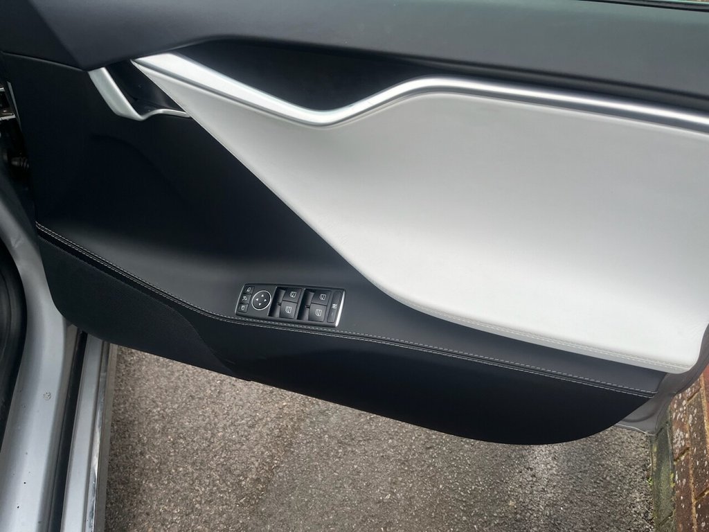 Used Tesla Model S 2017 for sale - 77275894: Photo 13