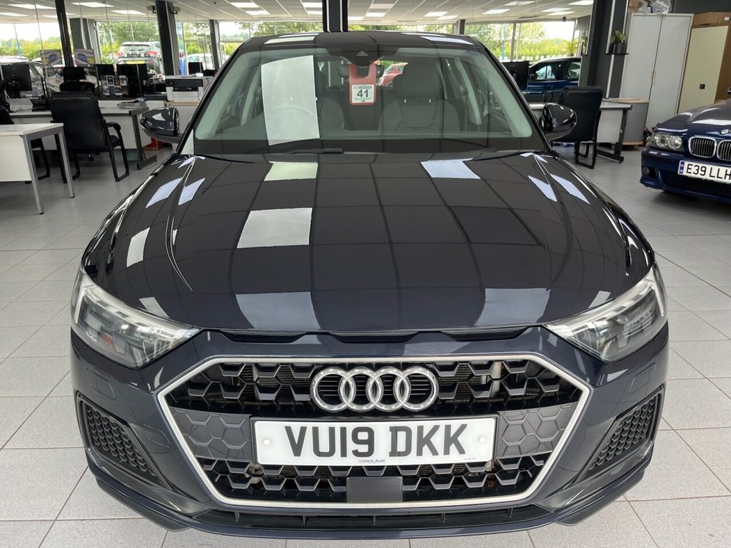 Used Audi A1 2019 for sale - 76792018: Photo 2