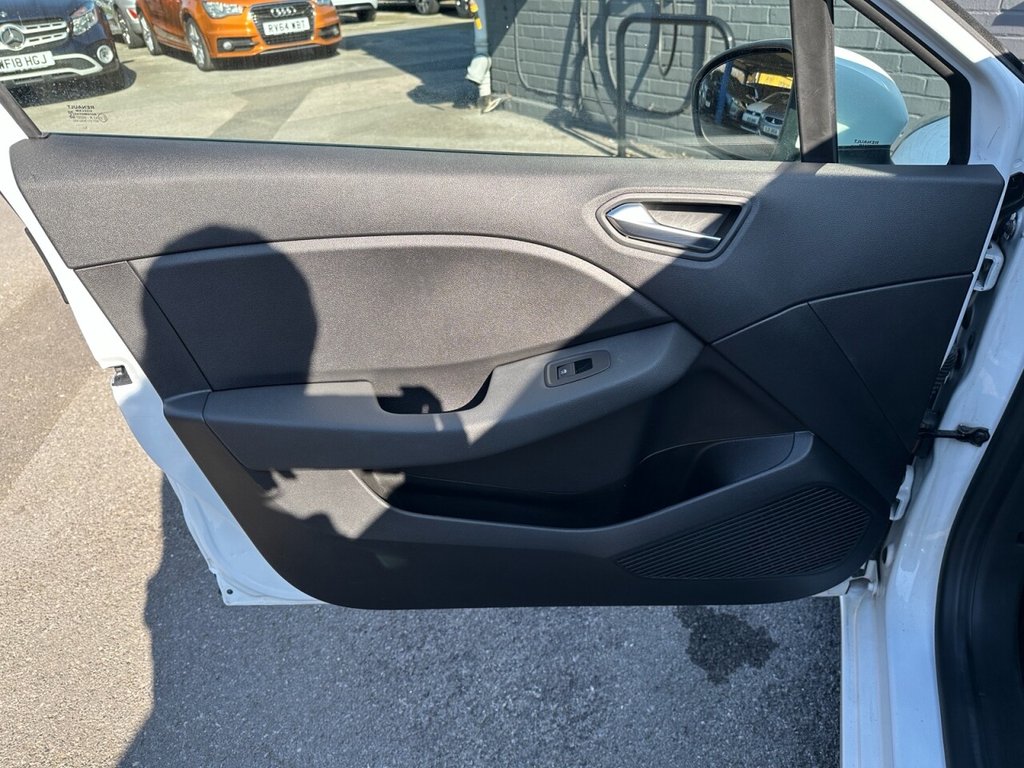 Used Renault Clio 2021 for sale - 78181168: Photo 27