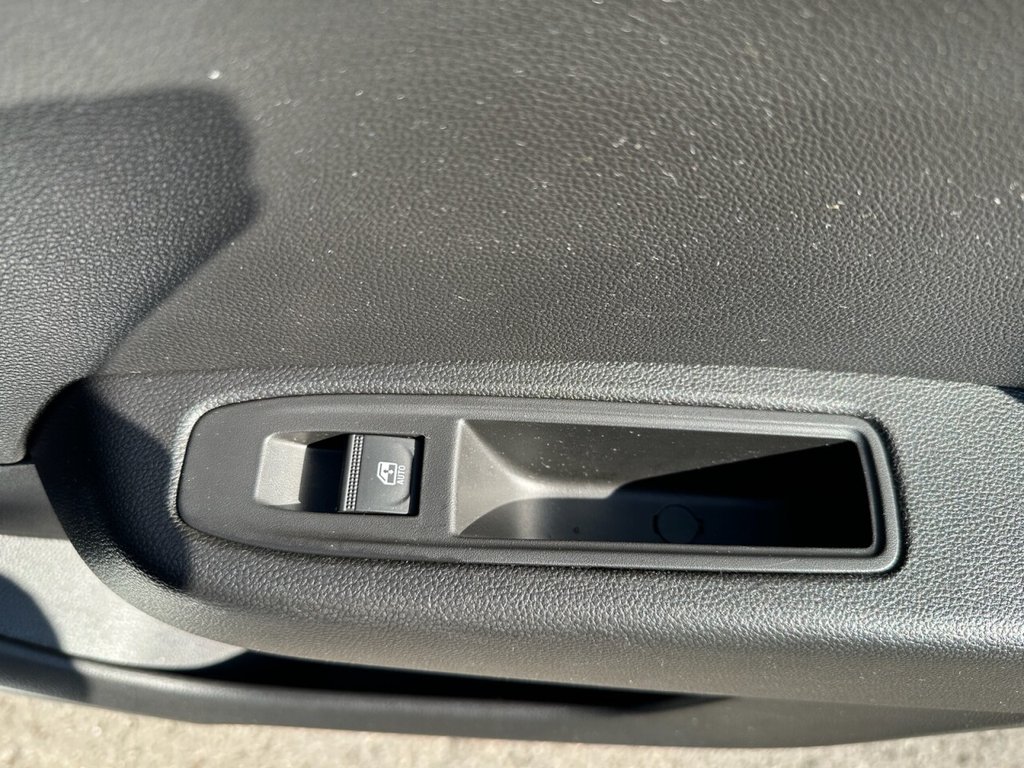 Used Renault Clio 2021 for sale - 78181168: Photo 43