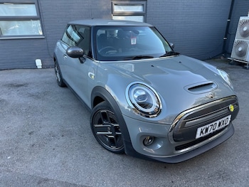 2020 (70) - 135kW Cooper S Level 1 33kWh 3dr Auto