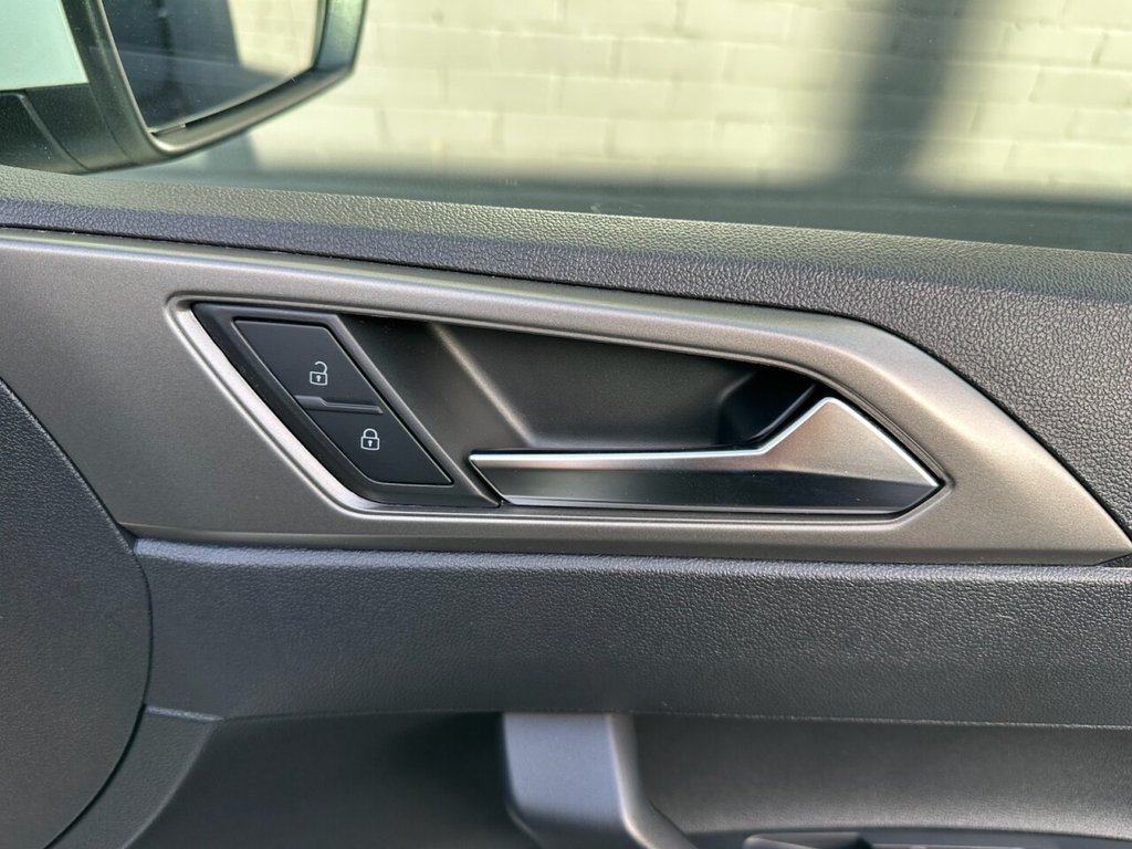Used Volkswagen Polo 2020 for sale - 76792007: Photo 44