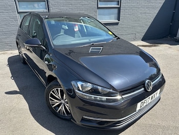 Used Volkswagen Golf 2017 for sale - 78930616: Photo