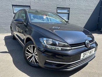 Used Volkswagen Golf 2017 for sale - 78930616: Photo