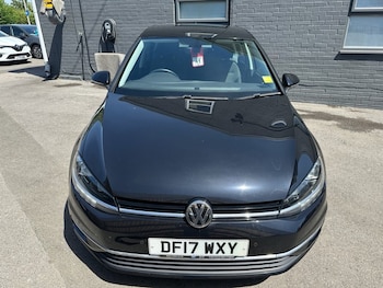 Used Volkswagen Golf 2017 for sale - 78930616: Photo