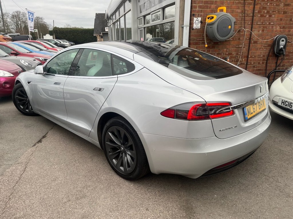 Used Tesla Model S 2017 for sale - 76791987: Photo 2