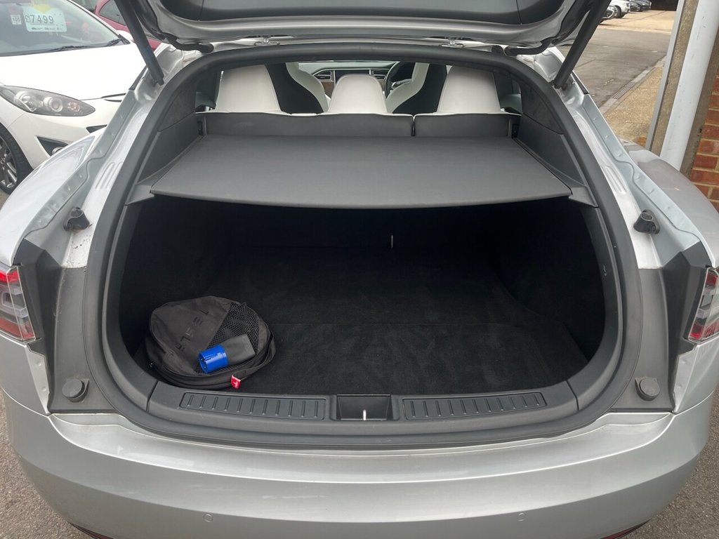 Used Tesla Model S 2017 for sale - 76791987: Photo 9