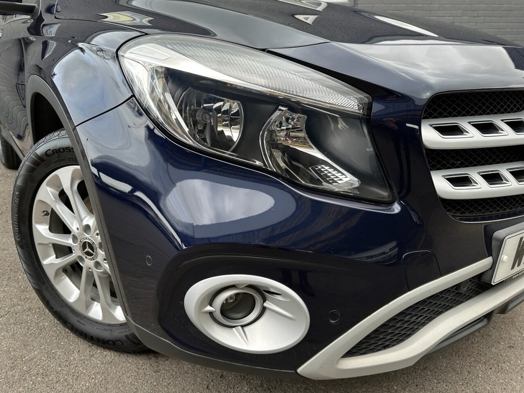 Used Mercedes-Benz GLA 2018 for sale - 77904930: Photo 3