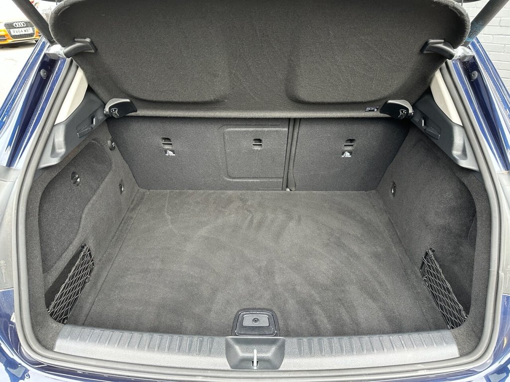 Used Mercedes-Benz GLA 2018 for sale - 77904930: Photo 43