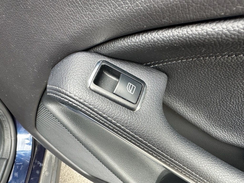 Used Mercedes-Benz GLA 2018 for sale - 77904930: Photo 48