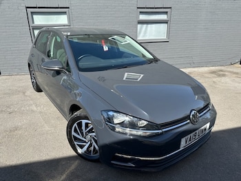 Used Volkswagen Golf 2019 for sale - 78682831: Photo
