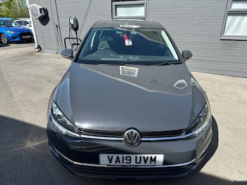 Used Volkswagen Golf 2019 for sale - 78682831: Photo