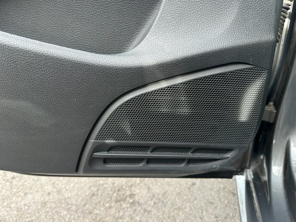 Used Volkswagen Polo 2016 for sale - 77582955: Photo 37