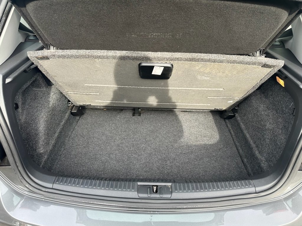 Used Volkswagen Polo 2016 for sale - 77582955: Photo 41