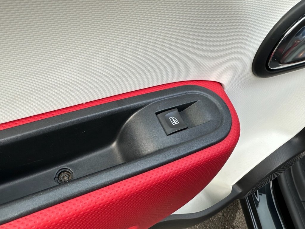 Used Renault Twingo 2016 for sale - 77436451: Photo 28