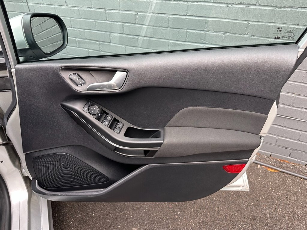 Used Ford Fiesta 2022 for sale - 76883480: Photo 46