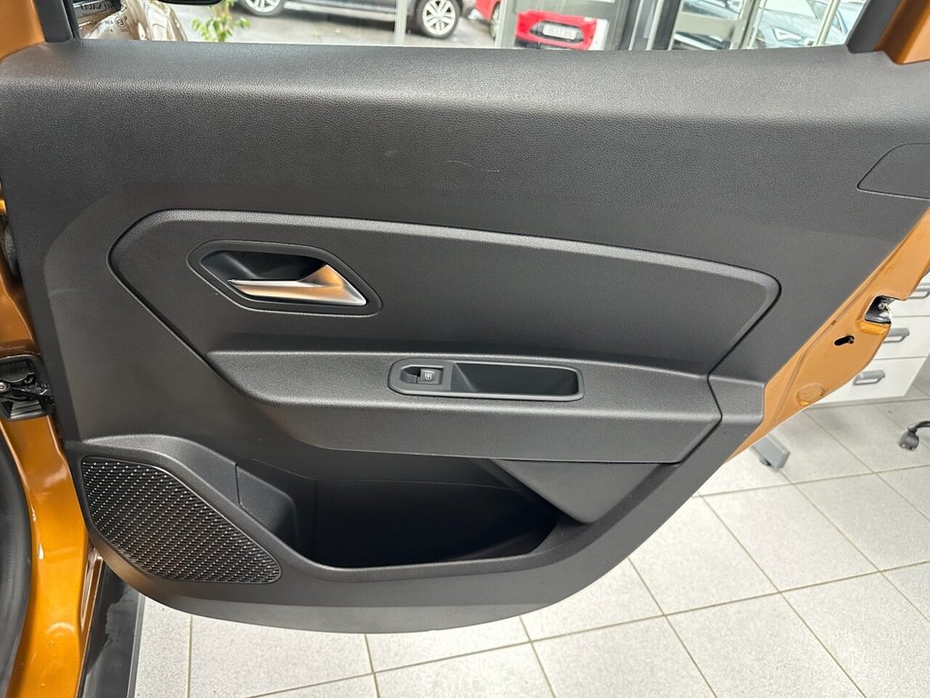 Used Dacia Duster 2018 for sale - 76792065: Photo 34