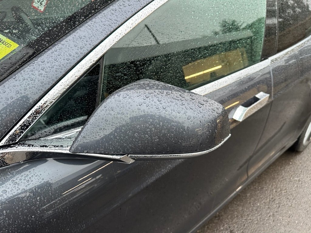 Used Tesla Model S 2017 for sale - 77748066: Photo 12