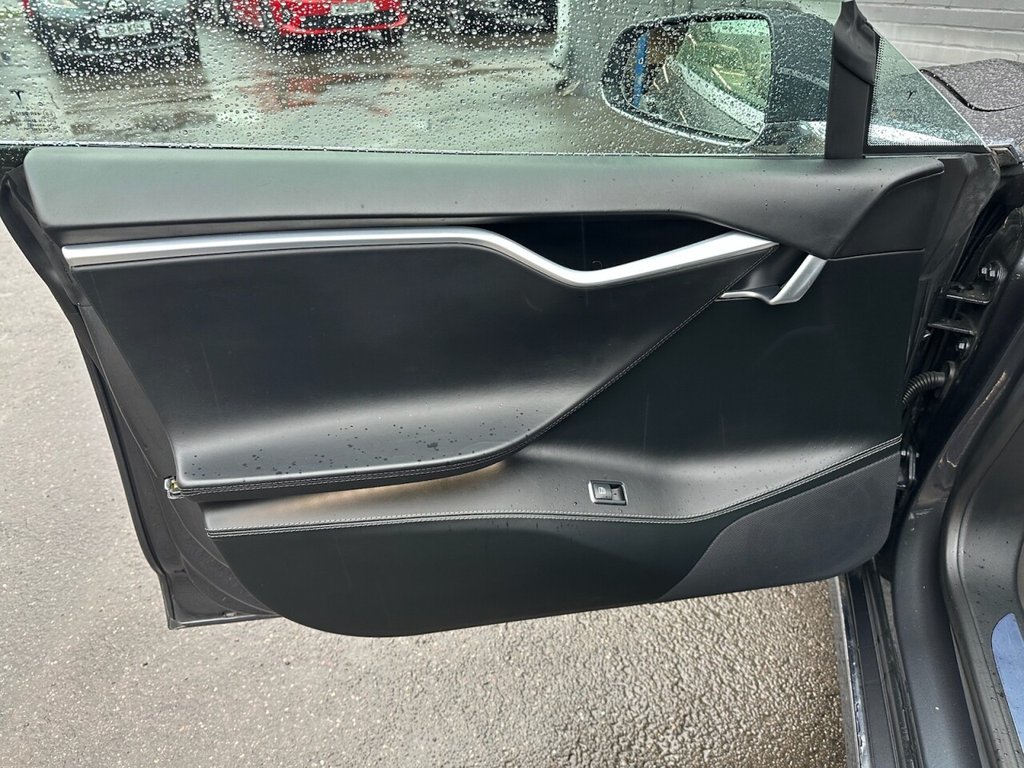 Used Tesla Model S 2017 for sale - 77748066: Photo 31