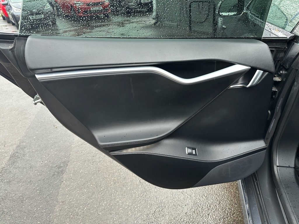 Used Tesla Model S 2017 for sale - 77748066: Photo 38
