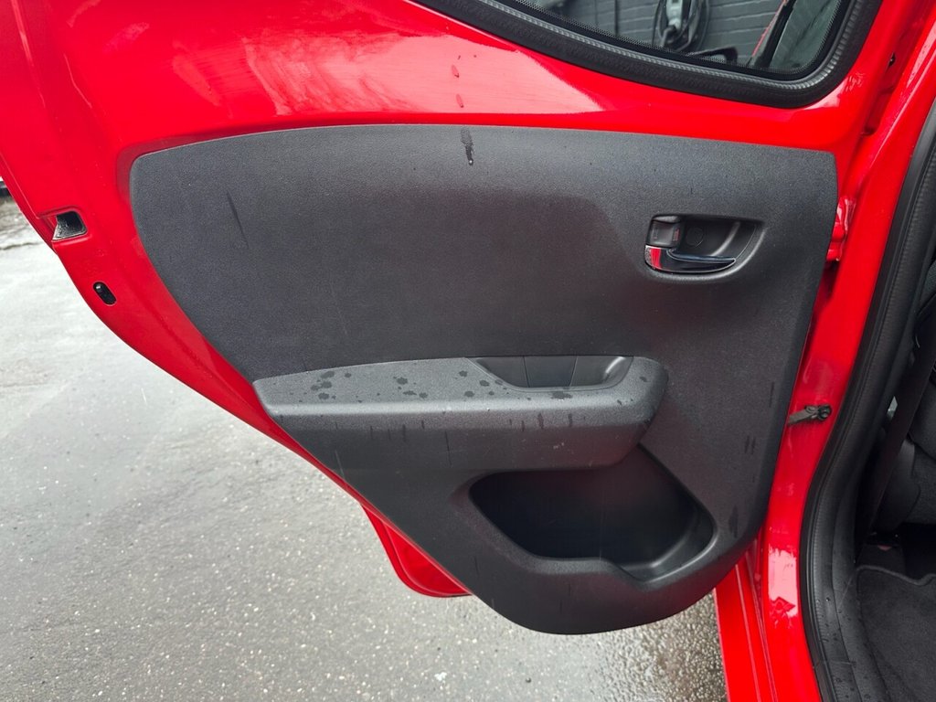 Used Toyota AYGO 2019 for sale - 76962472: Photo 32