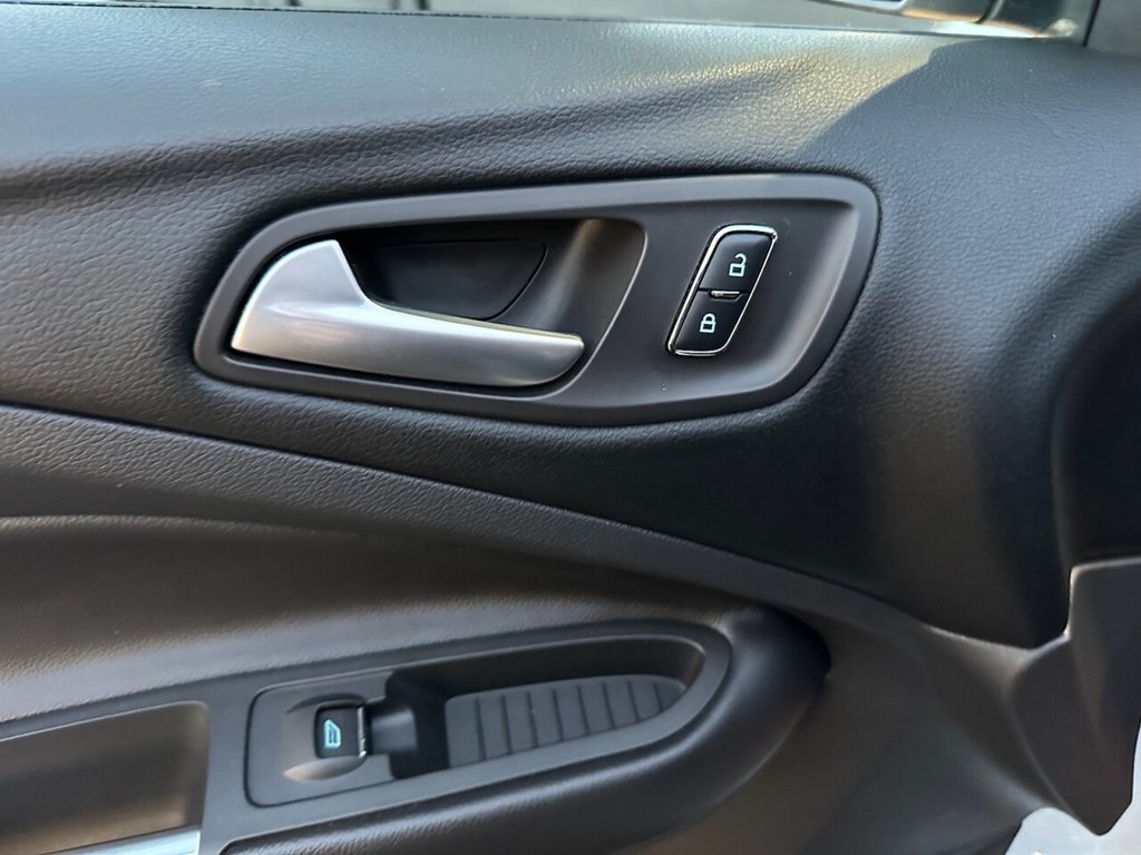 Used Ford Kuga 2014 for sale - 76792232: Photo 29