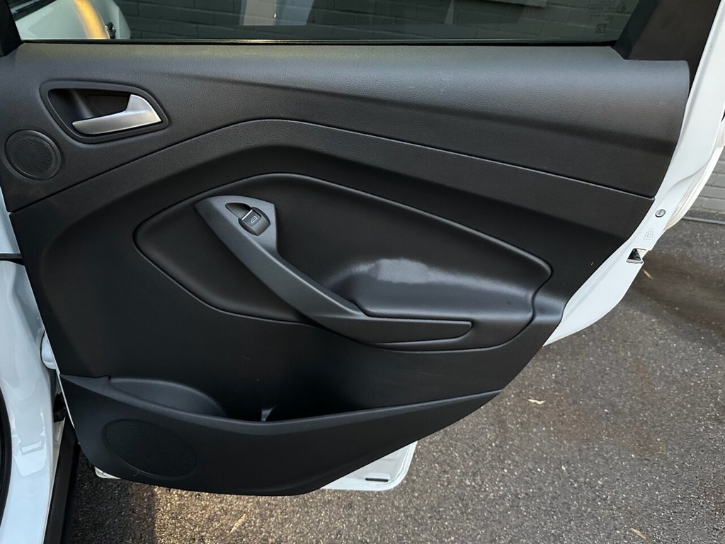 Used Ford Kuga 2014 for sale - 76792232: Photo 39