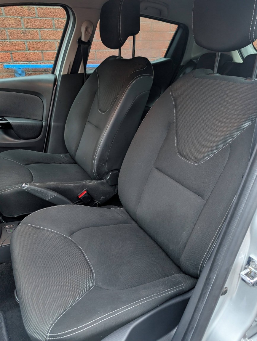 Used Renault Clio 2014 for sale - 77639226: Photo 16