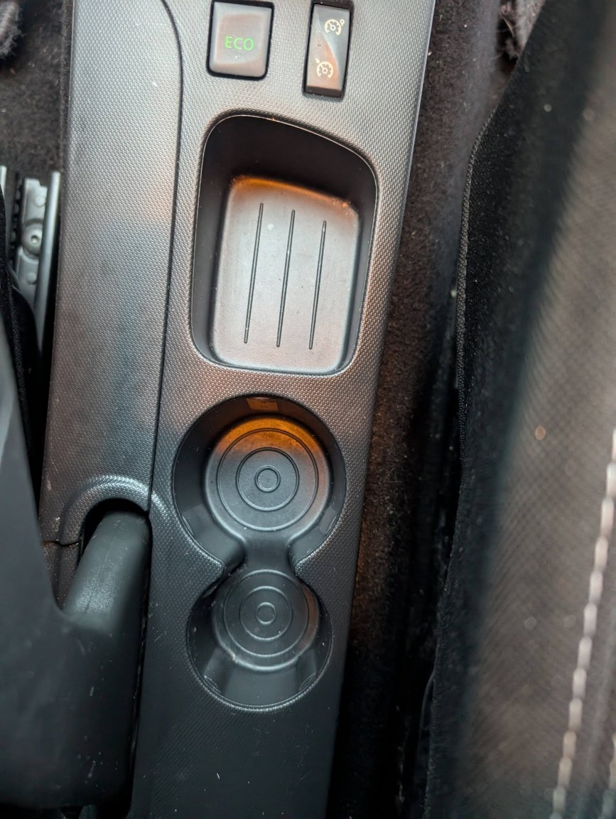 Used Renault Clio 2014 for sale - 77639226: Photo 26