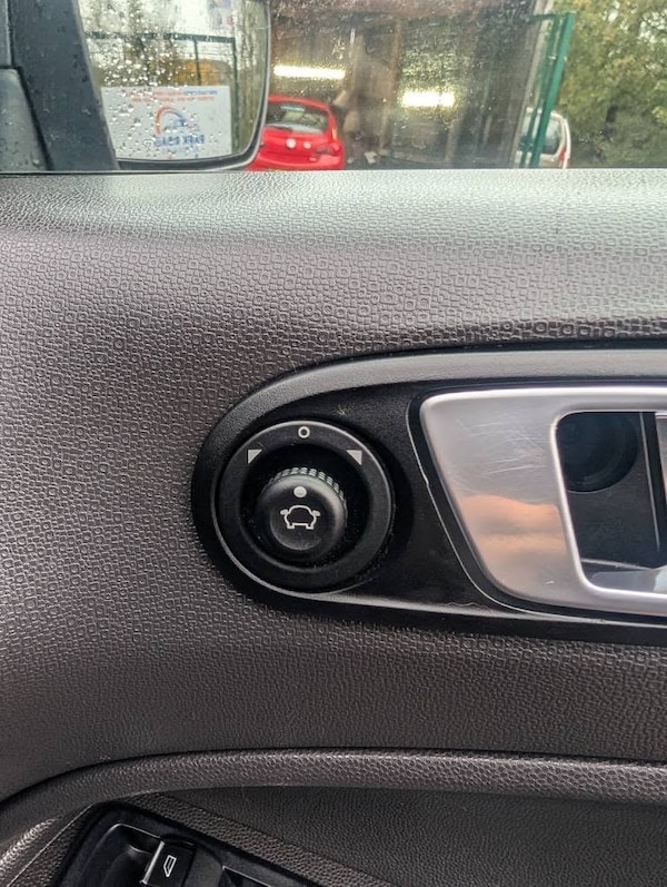 Used Ford Ecosport 2016 for sale - 76334733: Photo 24