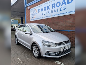 Used Volkswagen Polo 2015 for sale - 76785044: Photo