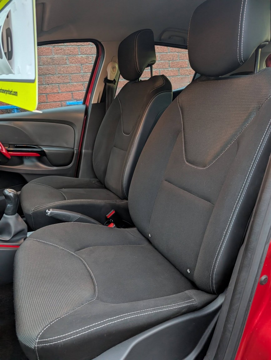 Used Renault Clio 2013 for sale - 77173049: Photo 12