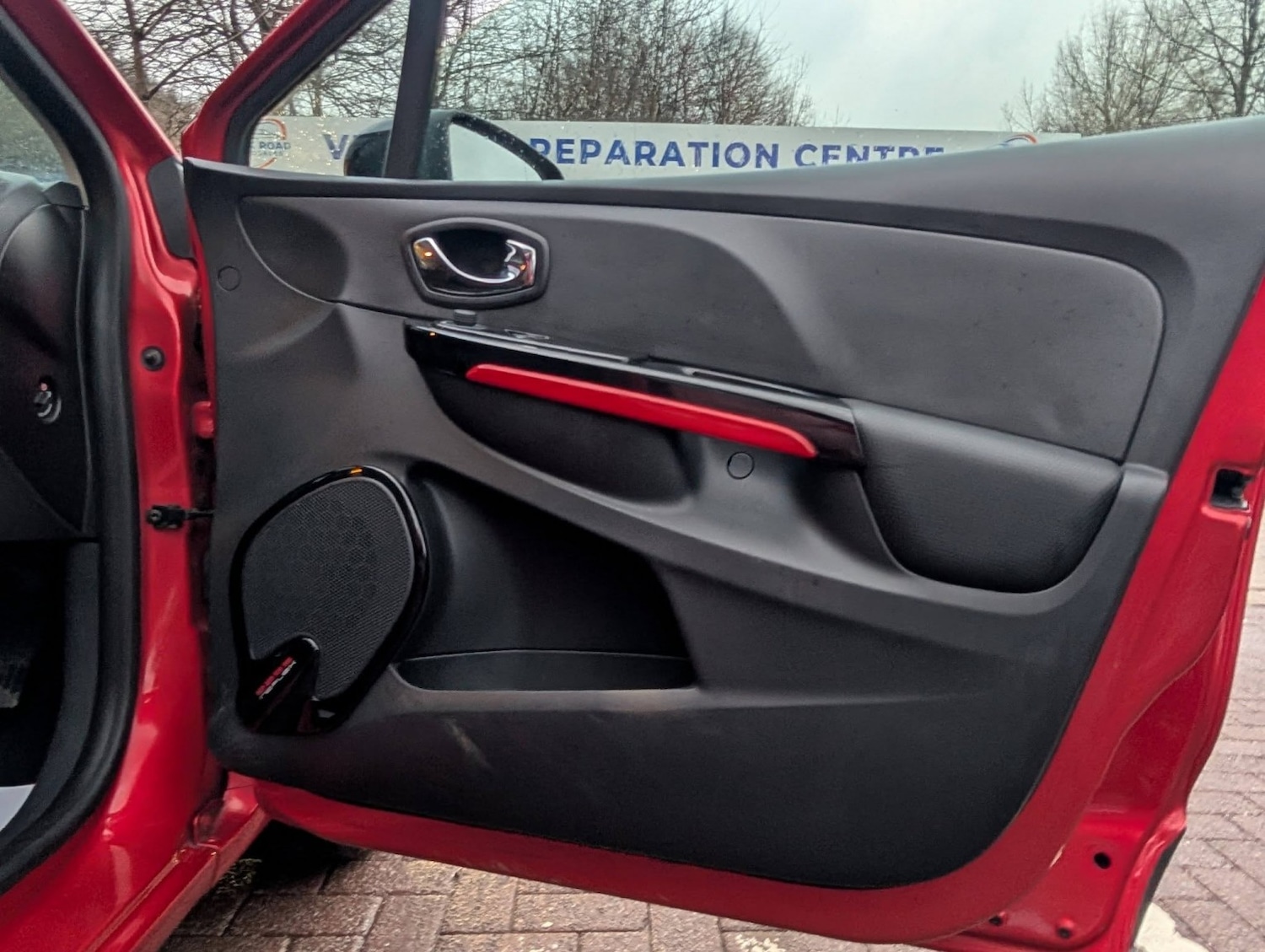 Used Renault Clio 2013 for sale - 77173049: Photo 15