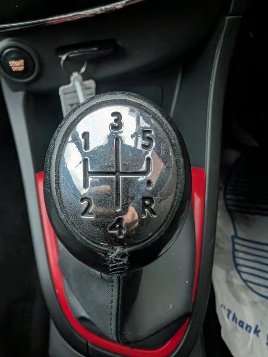 Used Renault Clio 2013 for sale - 77173049: Photo 28