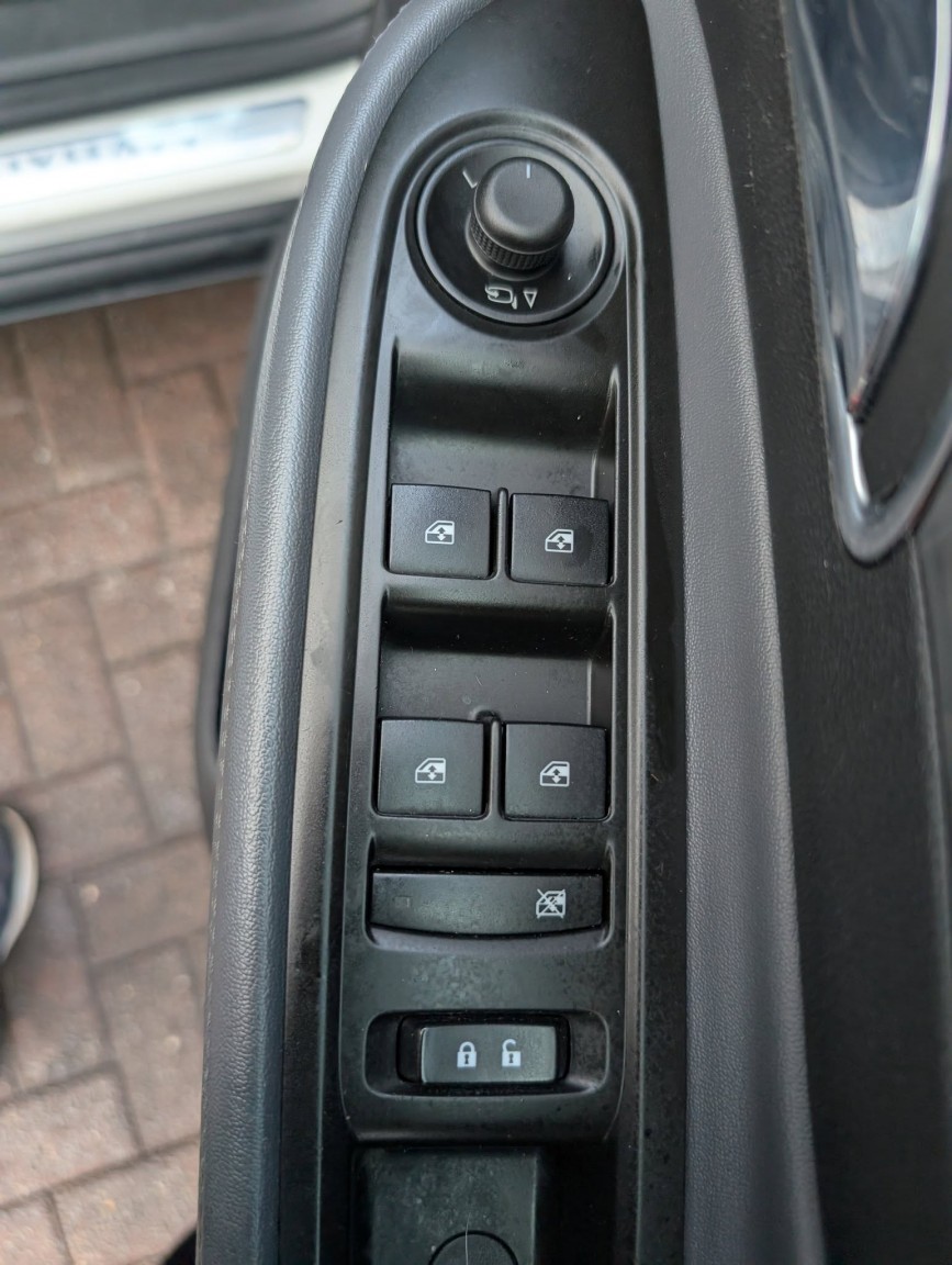 Used Vauxhall Mokka 2015 for sale - 76799109: Photo 34