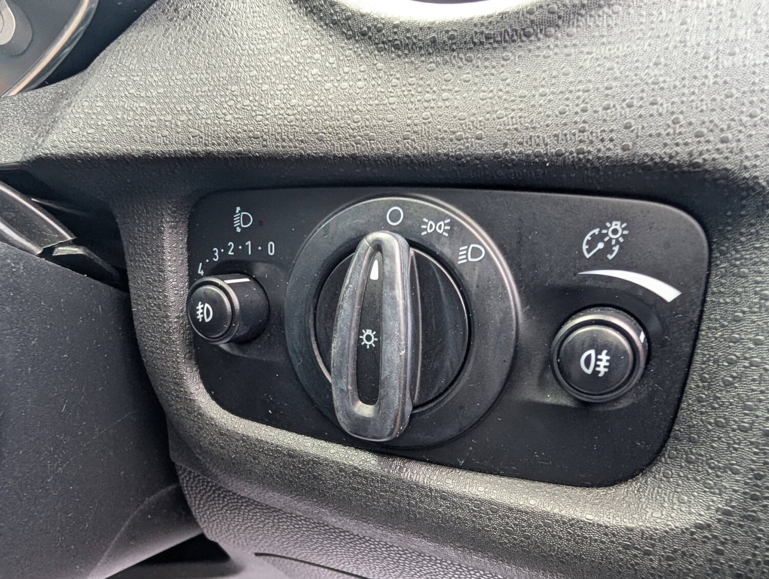 Used Ford Fiesta 2016 for sale - 78125088: Photo 25