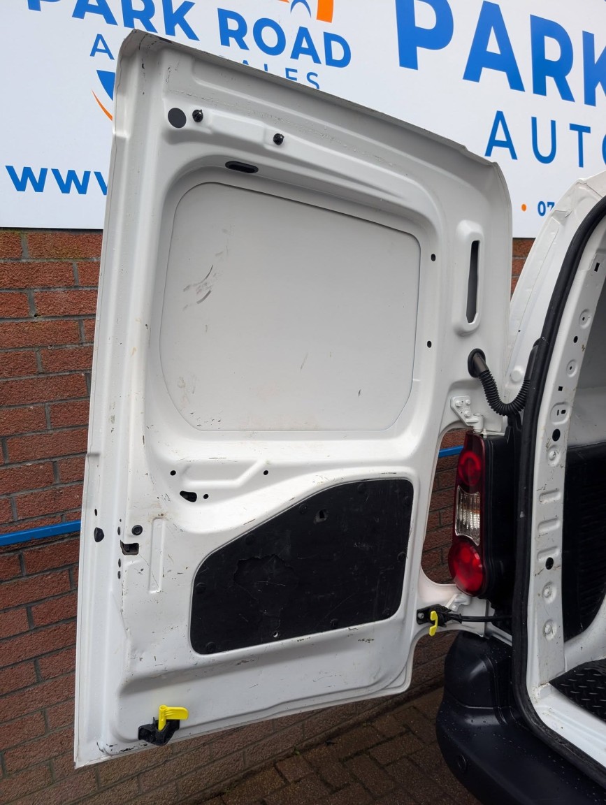 Used Peugeot Partner 2018 for sale - 78077860: Photo 28