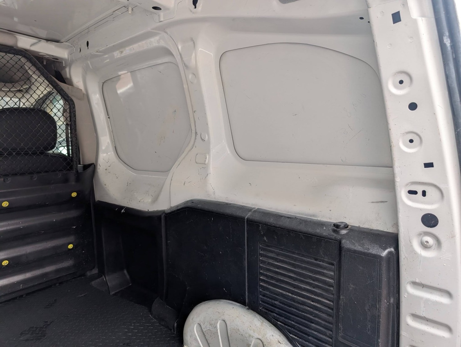 Used Peugeot Partner 2018 for sale - 78077860: Photo 30