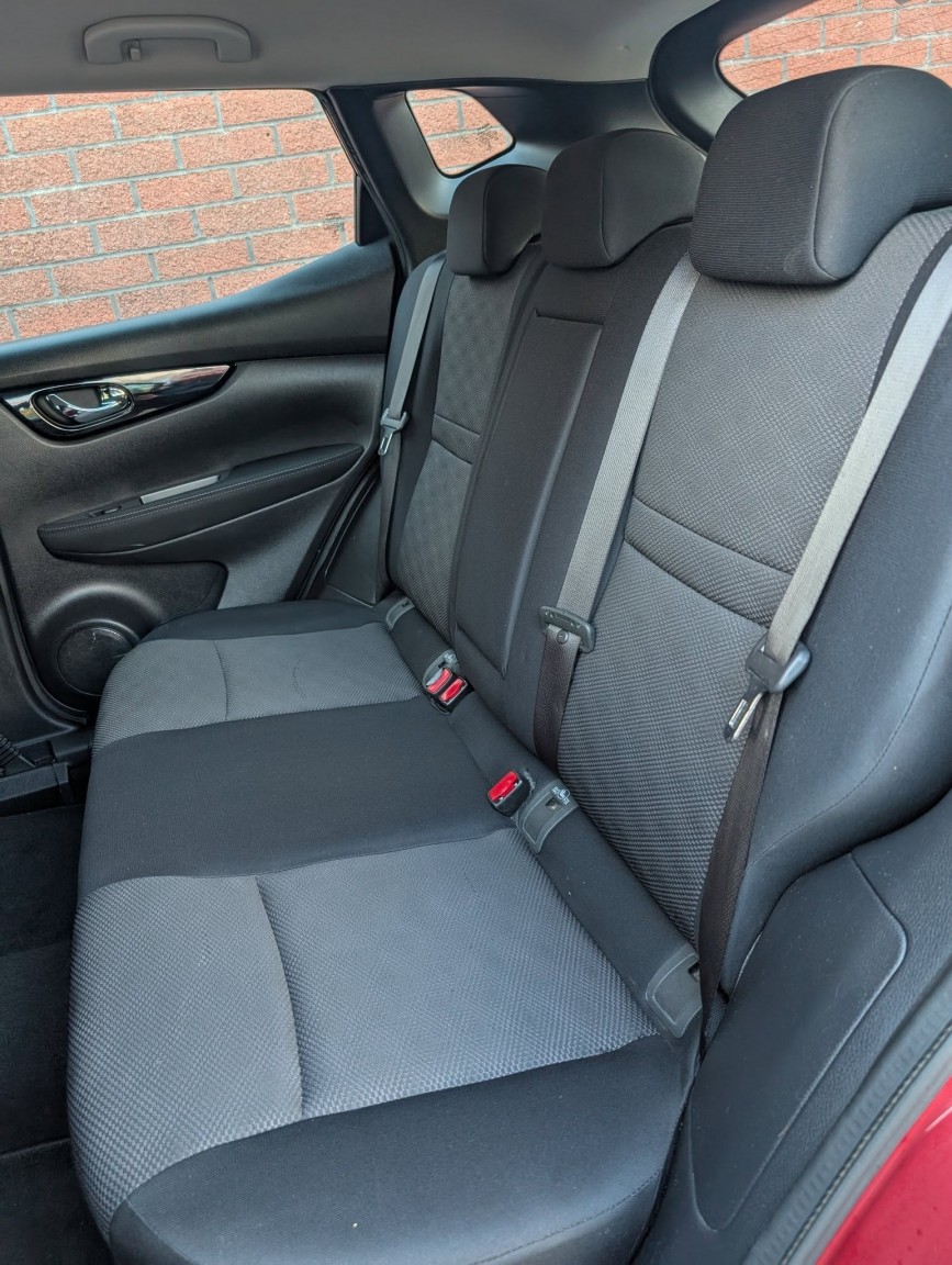 Used Nissan Qashqai 2015 for sale - 77045363: Photo 17