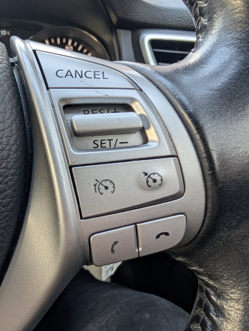 Used Nissan Qashqai 2015 for sale - 77045363: Photo 23